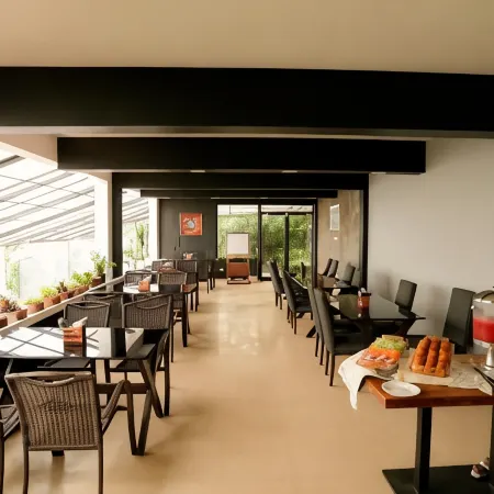 Veu Munnar Retreat - Valley View Rooms