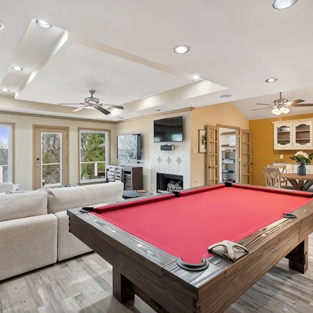 Lake Ray Hubbard - Luxury Lakeside Home Located in Chandler's Landing - Rockwall