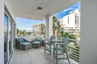 BEAUTIFUL WATERFRONT 3BD/3BA CONDO IN THE HEART OF CLEARWATER BEACH - 자쿠지