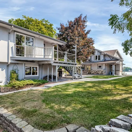 Lakeside Haven - New Deck, Pier & Guest House
