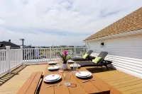 Modern Spacious Beach Getaway + Private Deck -- 604 #5 - 4-Star