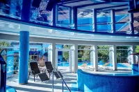 Tristan Hotel & Spa - Pools