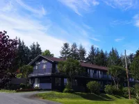 Tofino Motel Harborview - Parkplatz
