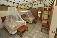 Hotel Tikal Inn - Pools