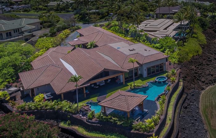 Blue Lagoon - 7 bdr estate with large heated lagoon pool/spa - Mauna Lani resort