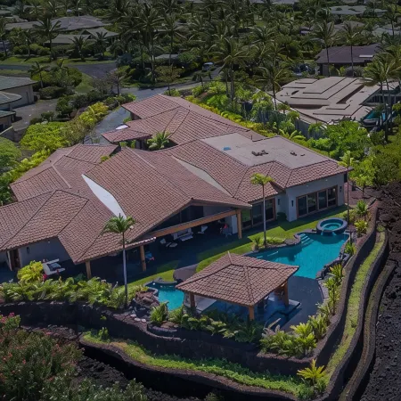 Blue Lagoon - 7 bdr estate with large heated lagoon pool/spa - Mauna Lani resort