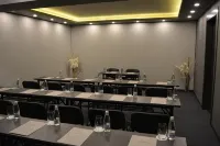 All Seasons Residence Hotel - Free Parking - romantis