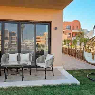 Crystal pool, Private garden 2BR, Kamaran Others