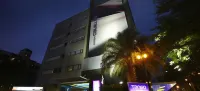 탱고 하우스 난징시루/남경서로-중산베이루/중산북로 상업지구 호텔