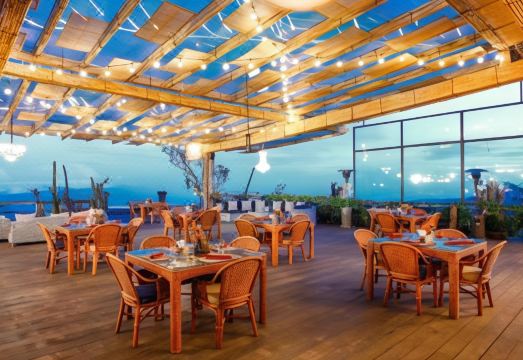 Munduk Heaven Luxury Villas의 인피니티 풀 전망