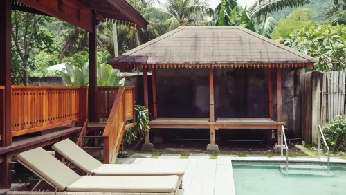 Madaira Villa Senggigi Hotel di Kabupaten Lombok Barat