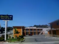 Rodeway Inn Hotéis em Pinole