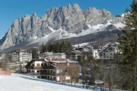 Villa Casanova - Stayincortina