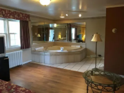 Colonie Inn and Suites Hotels in Latham