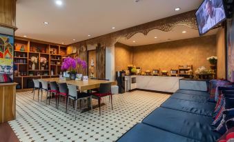 Anumat Premium Budget Hotel