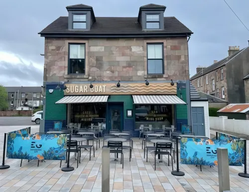 Rooms above Sugar Boat Hotels in Helensburgh