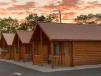 Countryside Cabins Hotels near Panguitch