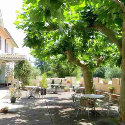 Logis Hôtel le Clos Pité Hotel Exterior