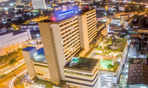 Topland Hotel & Convention Centre