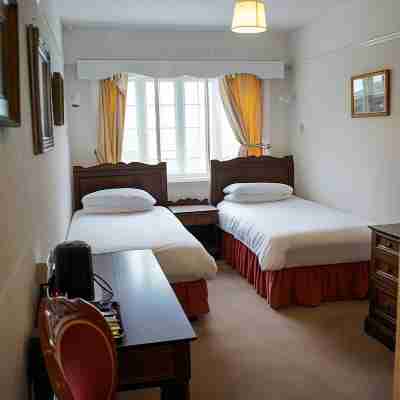 Fox & Hounds Hotel Rooms