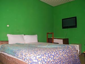 Jolac Hotel and Suites