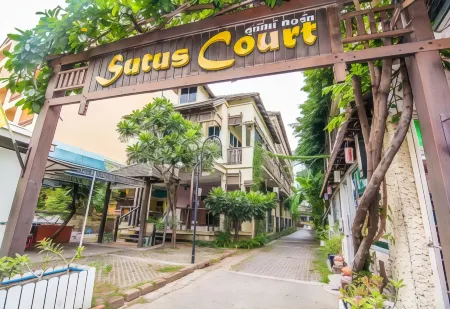 Sutus Court 3