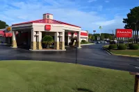 Ramada by Wyndham Savannah Gateway Các khách sạn ở Savannah