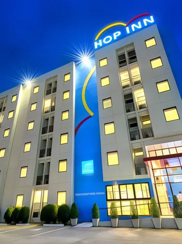 รูปภาพของโรงแรมฮ็อป อินน์ ตรัง HOP INN Trang