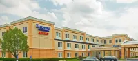 Fairfield Inn & Suites Hartford Airport Hotels in Windsor Locks