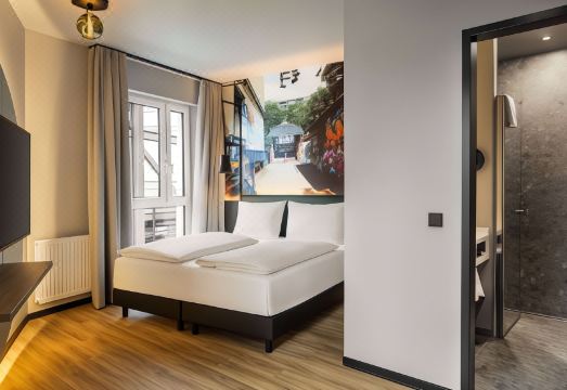 4. 비엔나 하우스 ..