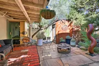 Centrally Located Santa Fe Studio Near Town! Hotels in Tesuque