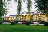 The Keadeen Hotel Hotels in Tulfarris Holiday Village