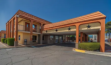 Super 8 by Wyndham El Paso Airport