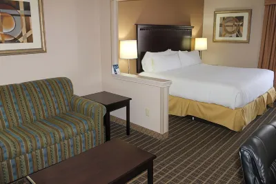 Holiday Inn Express & Suites Kansas City-Liberty (Hwy 152) Hotels in Chouteau Township