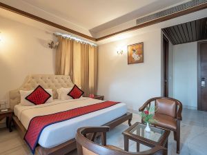 Spree Hotel Agra - Walking Distance to Tajmahal
