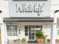 White Loft Hotel Отели рядом с Аэропорт Малакка