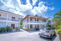 La Maison Hibiscus Self Catering Accommodation - ที่มีที่จอดรถ
