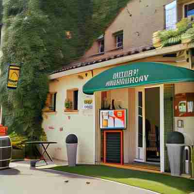 Human Hotel Restaurant Park Hotel Exterior