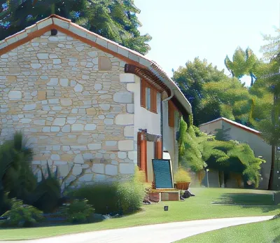 Domaine les Miquels Hotels in Puygaillard-De-Quercy