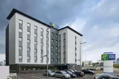 Holiday Inn Express Campo de Gibraltar - Barrios Hotels near Plaza Alta