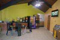 Bloomer Inn & Suites