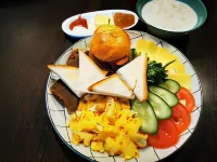 Royal Petrol Hotel - Park Yeri