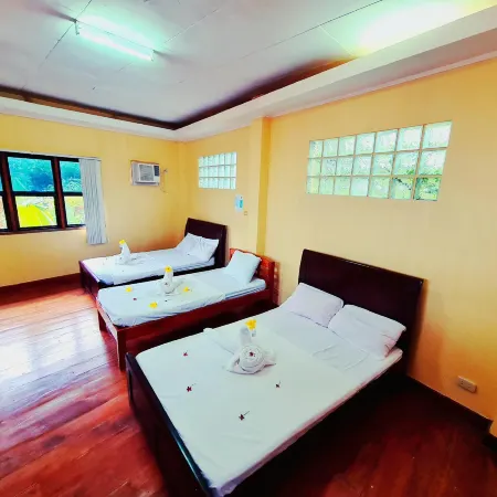 La-Familia Guest House