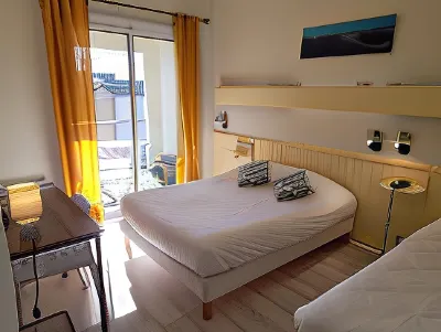 Contact Hotel de France Hotels in Chaniers