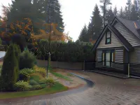Vancouver Austin Guesthouse Hotels in Port Coquitlam