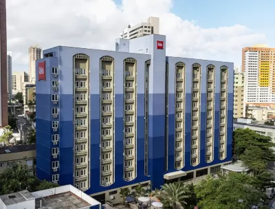 ibis Fortaleza Praia de Iracema Các khách sạn gần Palace of Abolition