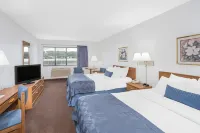 Ramada by Wyndham Hancock Waterfront Hotels in Houghton