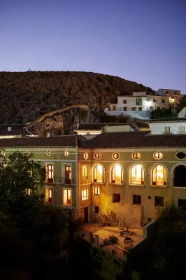 Hotel Casa de Los Arcos