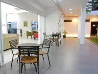 Ampera Avenue Residence Hotels near Shisha Cafe