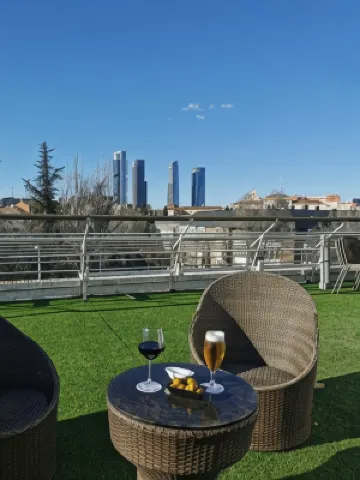 La Posada de el Chaflán Hoteles cerca de Estación de Madrid-Chamartín